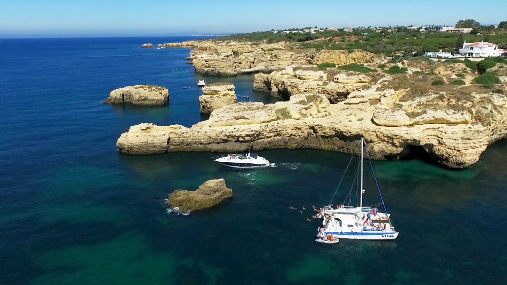 Luxury Yacht Charter in the Algarve - Vilamoura Luxury Yacht